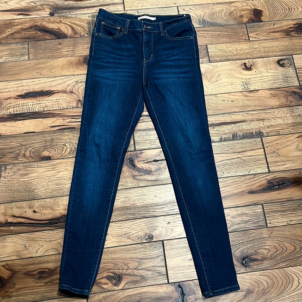 Levi Levi’s 720 High Rise Super Skinny 28